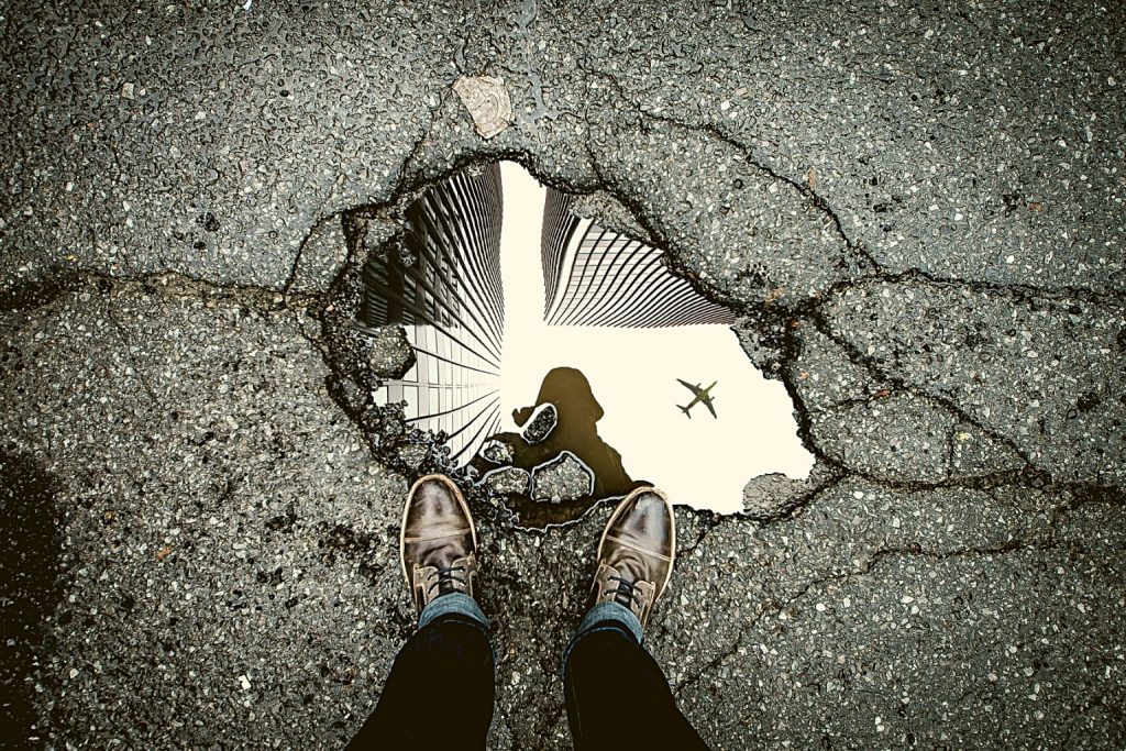 В чем настоящее христианство отличается от поддельного? Насколько правильное внешнее поведение является отражением святой внутренней жизни, угодной Богу? 